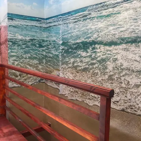 House In Puerto Santiago, To The Beach 100 Meters !!! Feriehus