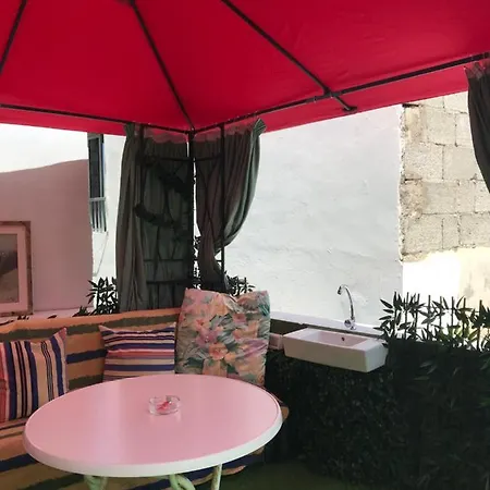 Feriehus House In Puerto Santiago, To The Beach 100 Meters !!! Puerto de Santiago (Tenerife)