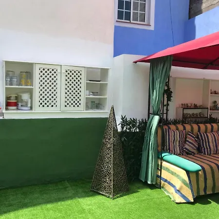House In Puerto Santiago, To The Beach 100 Meters !!! Feriehus *