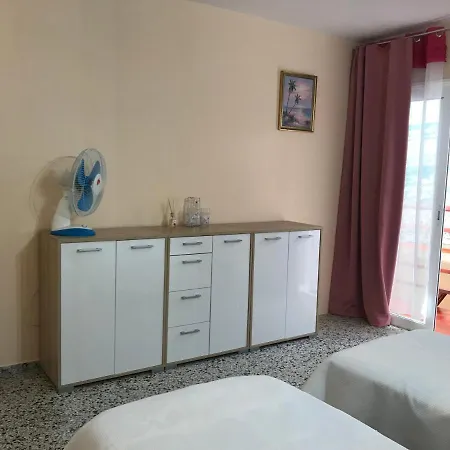 House In Puerto Santiago, To The Beach 100 Meters !!! Feriehus Puerto de Santiago (Tenerife)