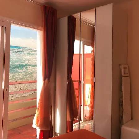 House In Puerto Santiago, To The Beach 100 Meters !!! *